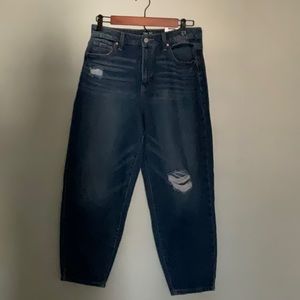 NWT Time & Tru barrel high rise jeans with distressing size 6